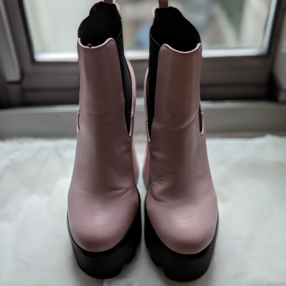 Pink Platform Boots - Picture 7 of 8